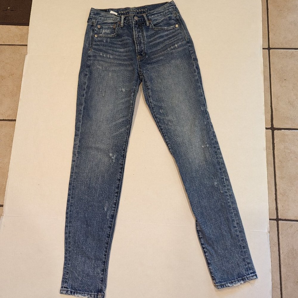 Women's American Eagle Outfitters Hi Rise Girlfriend Blue Jeans size 2 Long